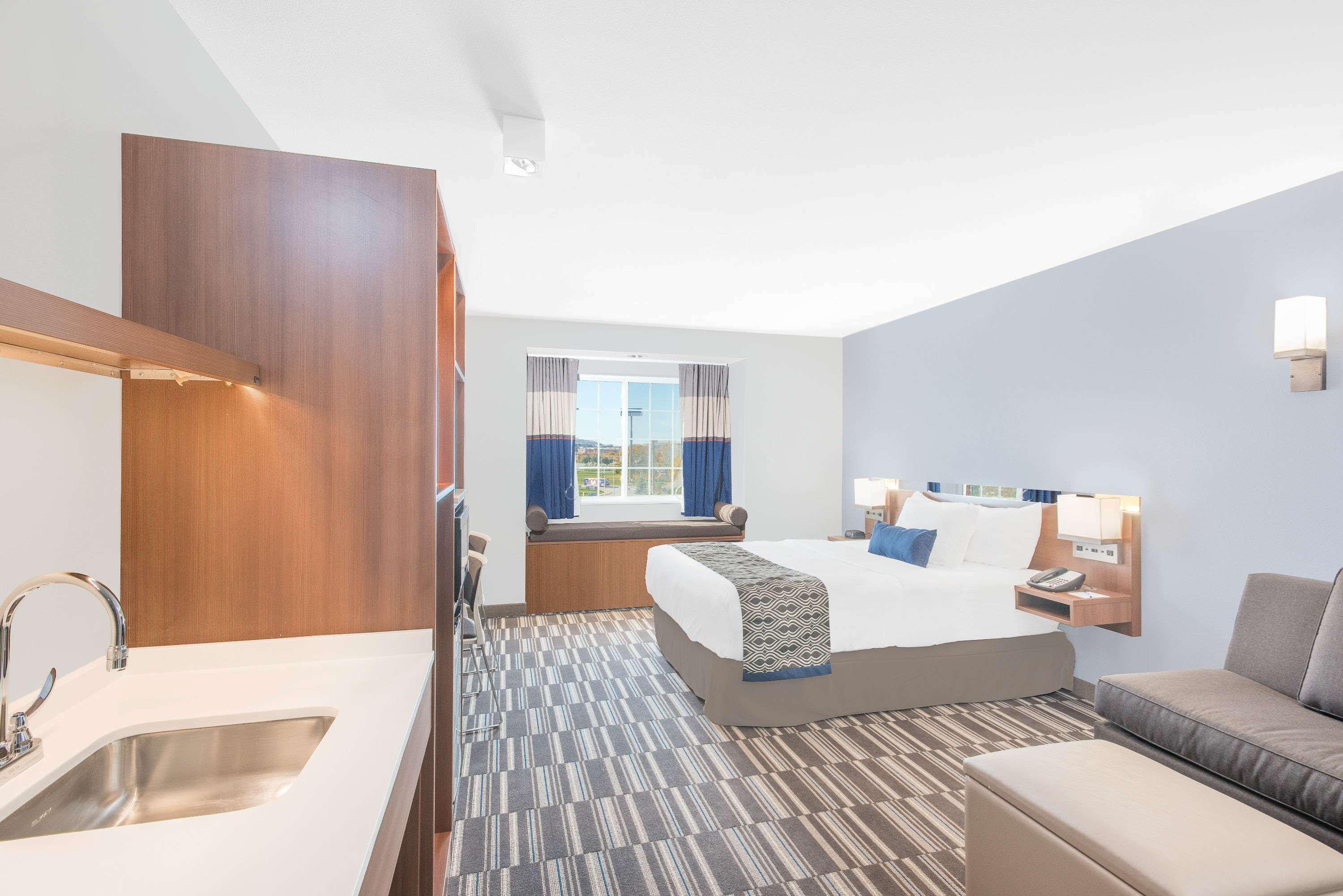 Microtel Inn & Suites By Wyndham Binghamton Buitenkant foto